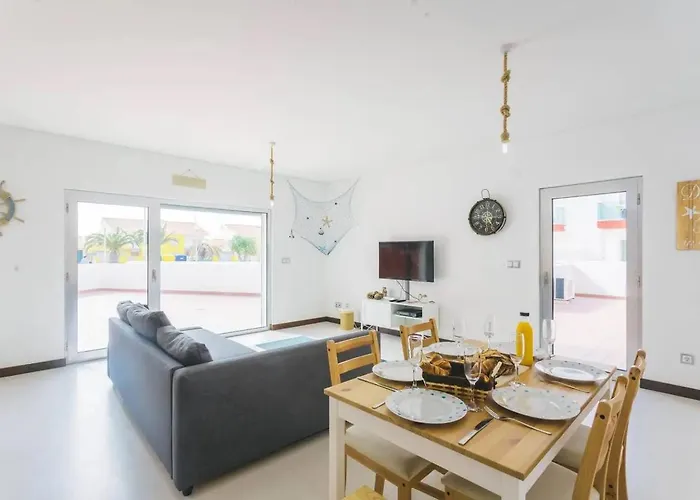 Lovely & New Appartamento Atouguia Da Baleia